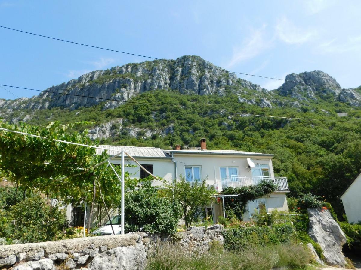 Apartment Varelija Bribir  Buitenkant foto