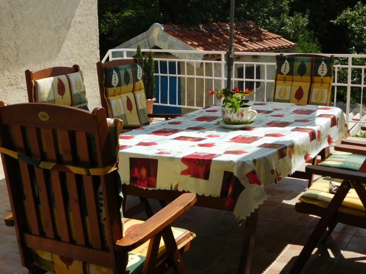 Apartment Varelija Bribir  Buitenkant foto